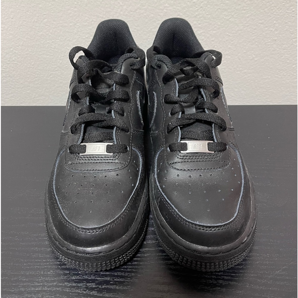 Af1 - Picture 2 of 2